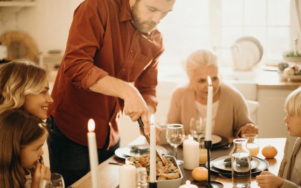 setting the table, kitchen chores, helping hands